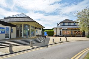 Entrance to complex and shop- click for photo gallery